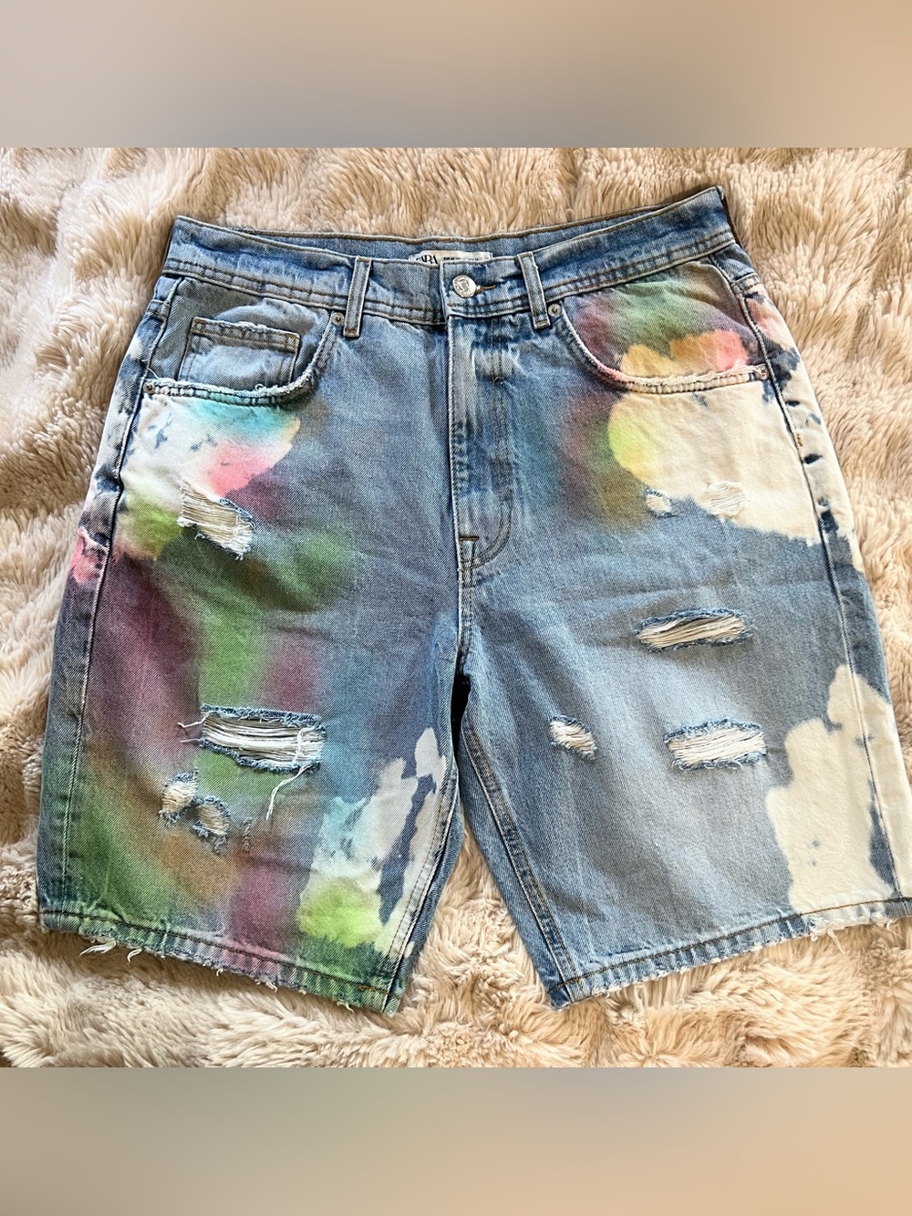 Zara Water Color Artist limited edition frayed shorts with rips. Size 32